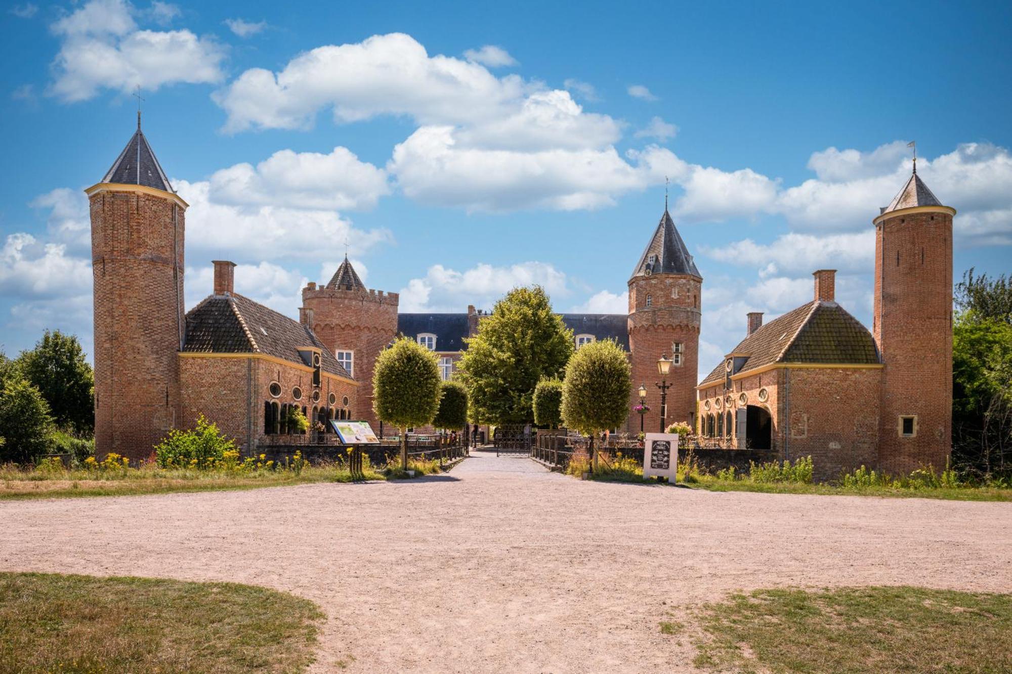 Stayokay Hostel Domburg Oostkapelle Esterno foto